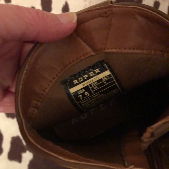 Roper Booties - Picture 2 of 5